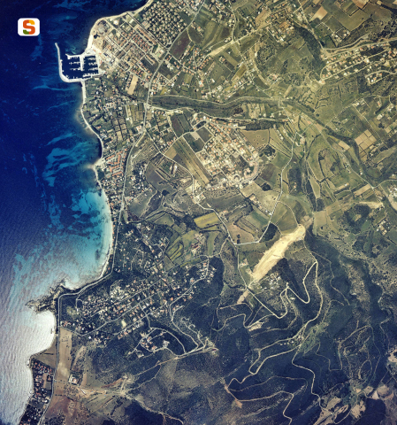 Marina di Capitana, foto aerea [449x480]