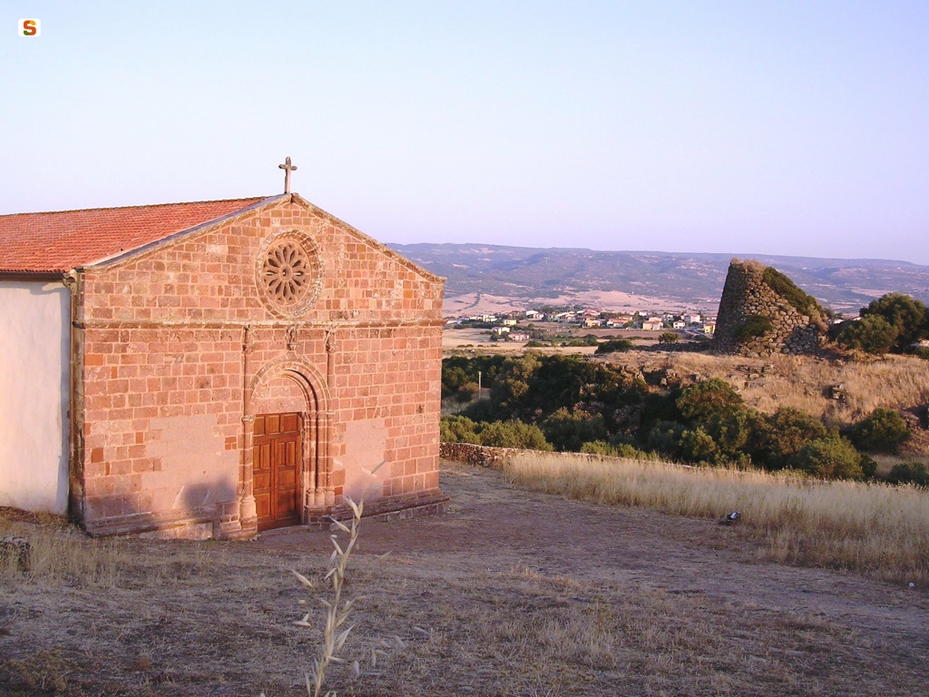 Perfugas: chiesa e nuraghe di San Giorgio