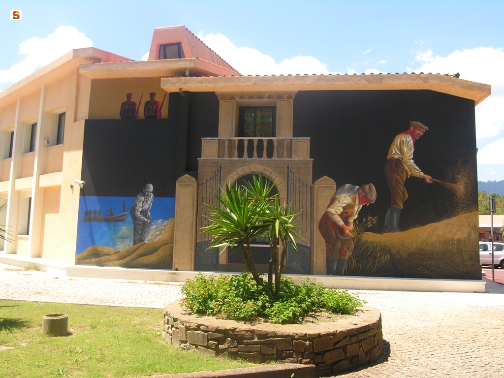 Castiadas, murale sul lato sinistro del municipio