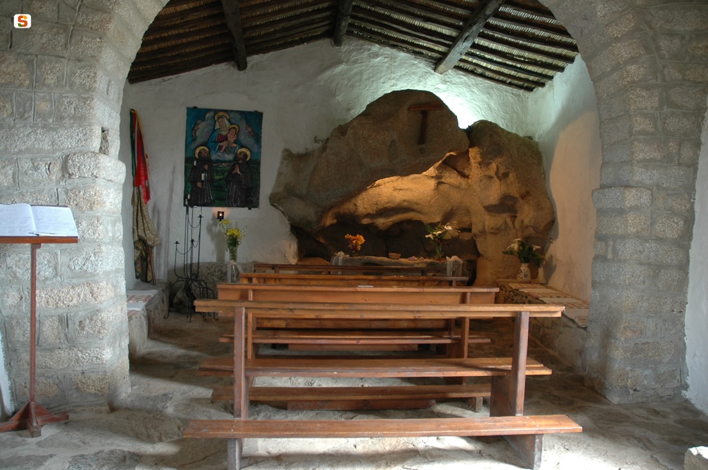 Luogosanto, interno della chiesa di San Trano