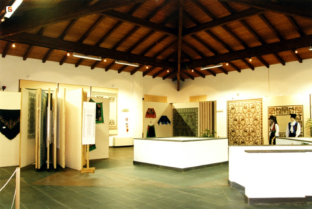 Samugheo, Museo dell'Arte Tessile Sarda: sala espositiva