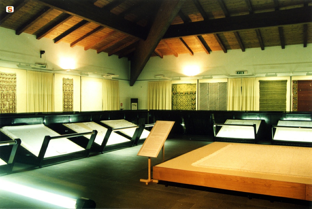 Samugheo, Museo dell'Arte Tessile Sarda: sala espositiva