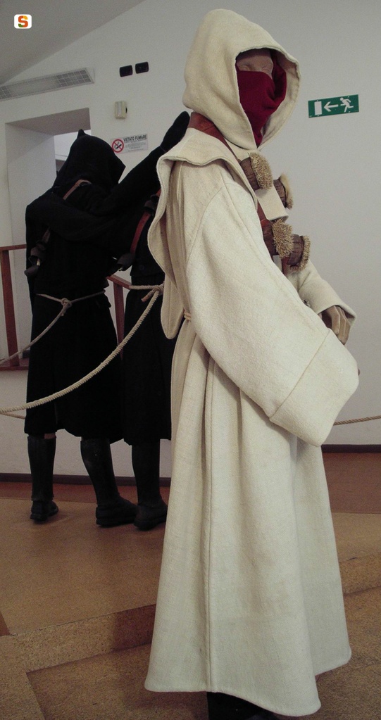 Nuoro, Museo Etnografico Sardo: antica maschera de Su Eritaju