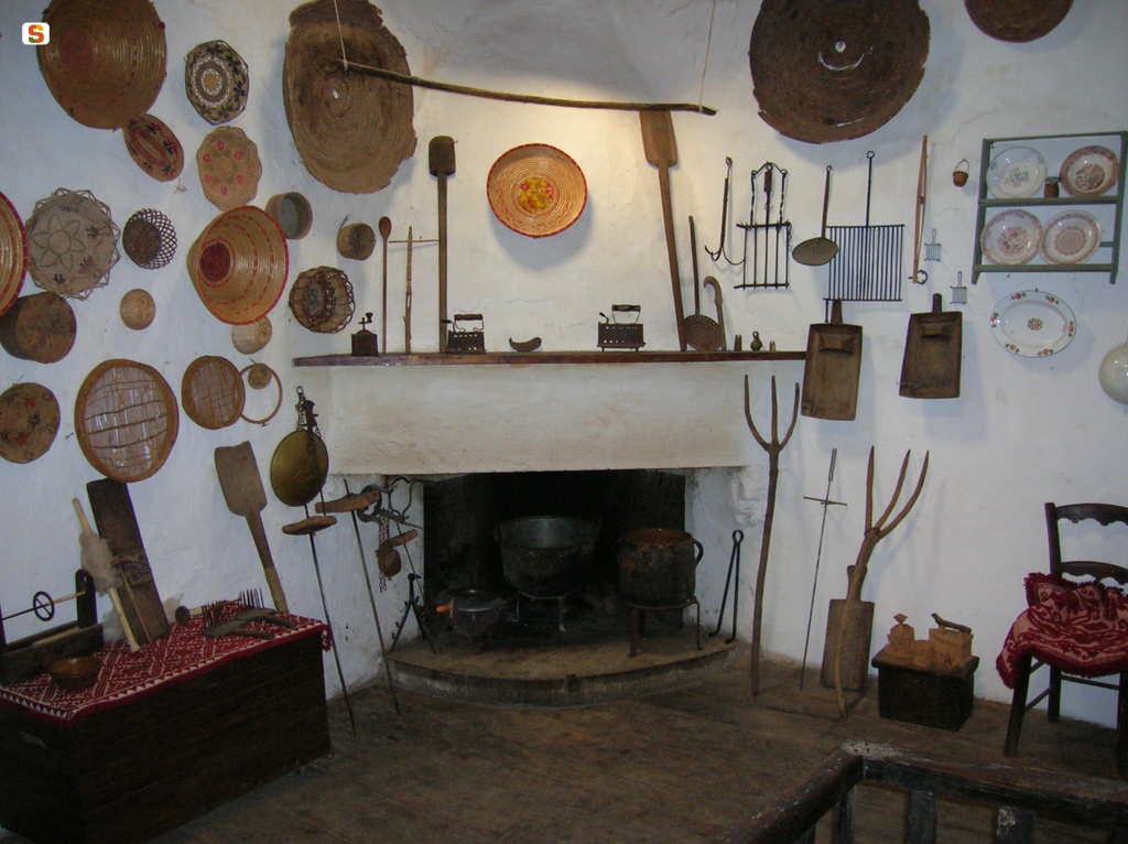 Meana Sardo, abitazione tradizionale