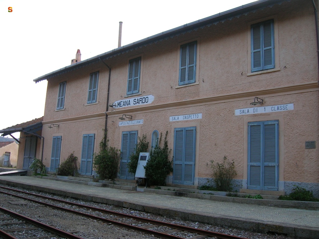 Meana Sardo, stazione ferroviaria