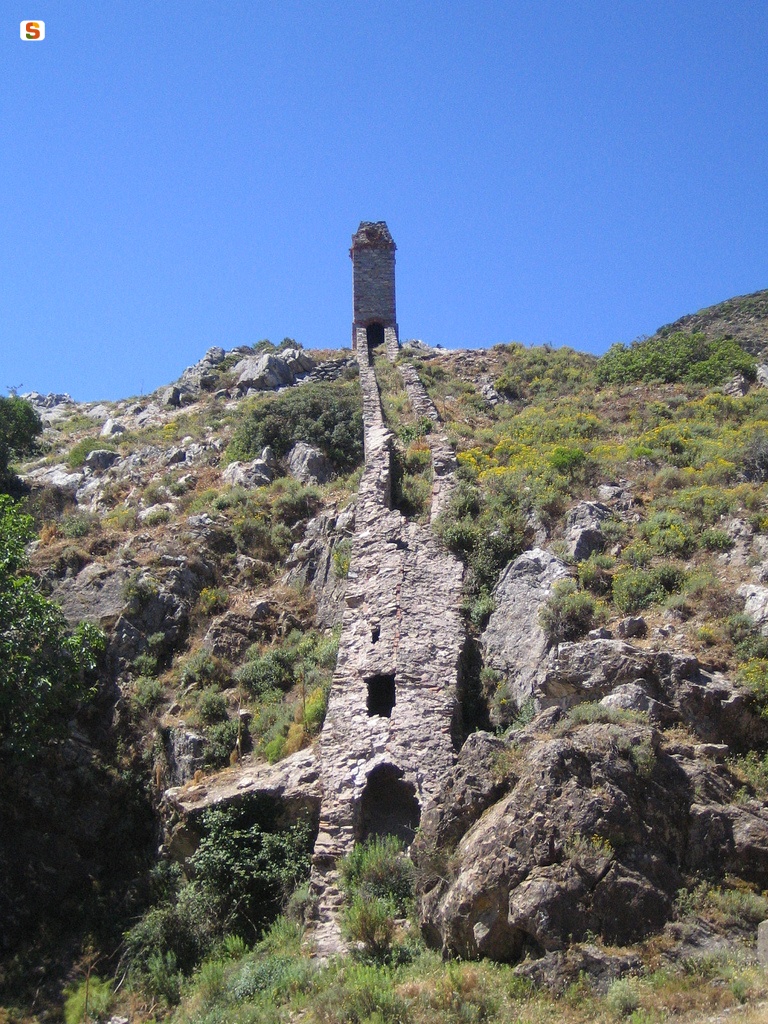 Iglesias, miniera di Malacalzetta: pozzo minerario
