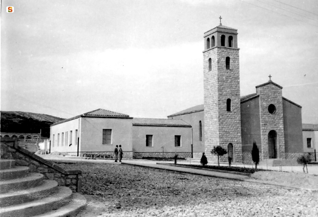 Borgata di Santa Maria La Palma: chiesa e casa parrocchiale
