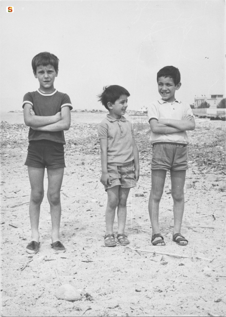 I bambini della colonia in spiaggia - Anni '70