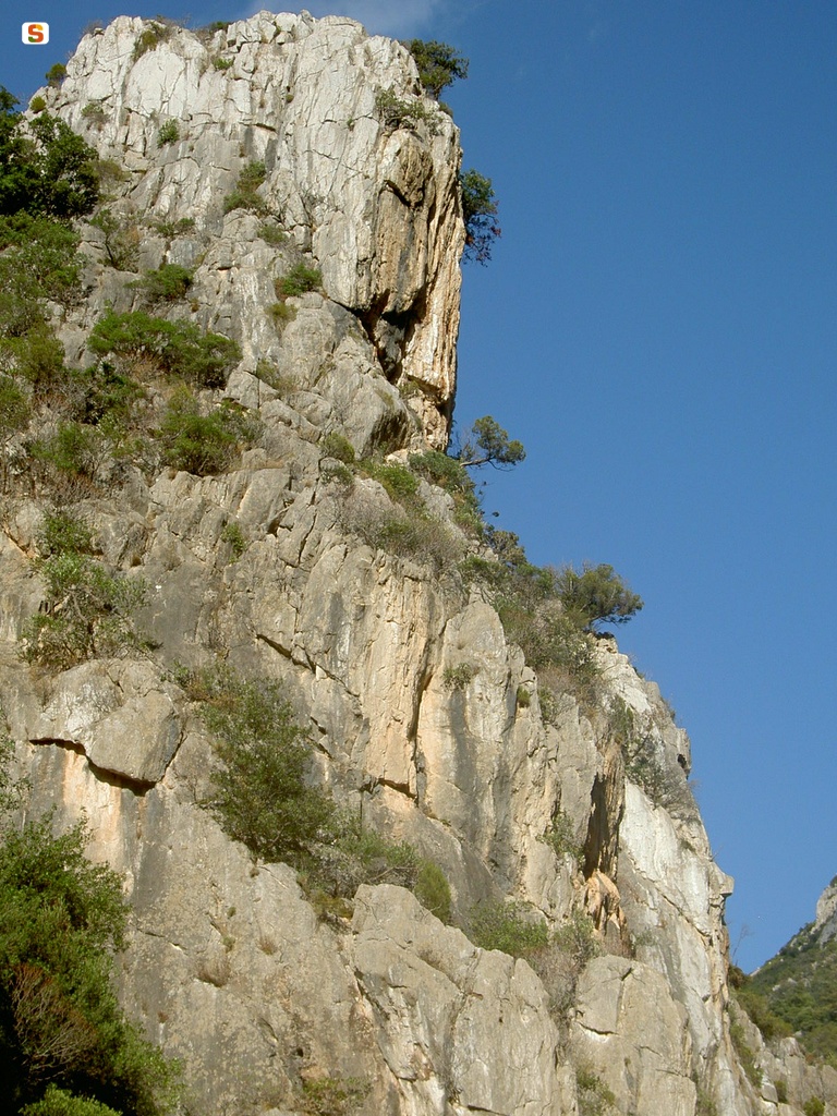 Buggerru, formazioni rocciose in località Gutturu Cardaxius