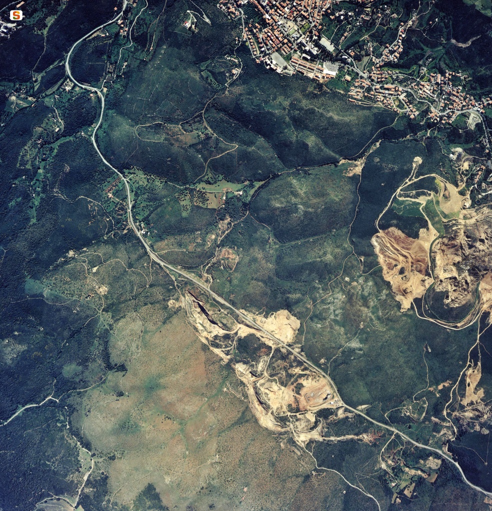 Iglesias, foto area dalla miniera di Monteponi