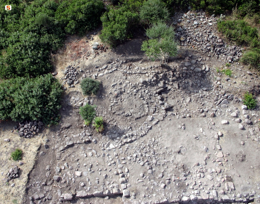 Carbonia, fortificazioni fenicie di nuraghe Sirai