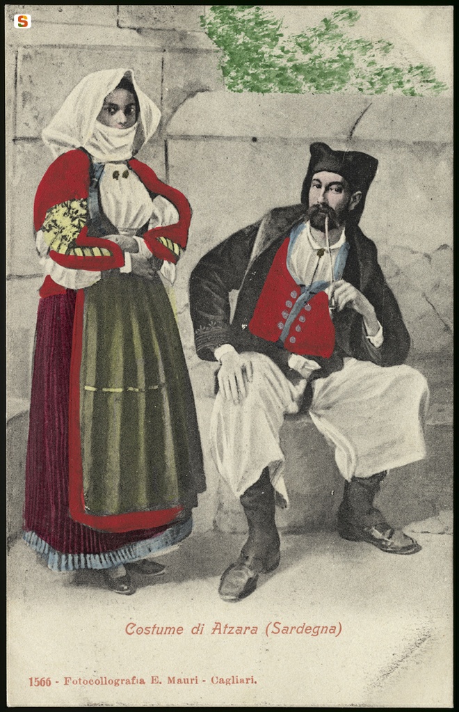 Atzara, coppia in abito tradizionale