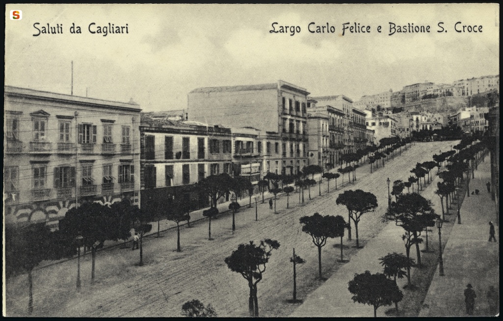 Cagliari, Largo Carlo Felice e Bastione di Santa Croce