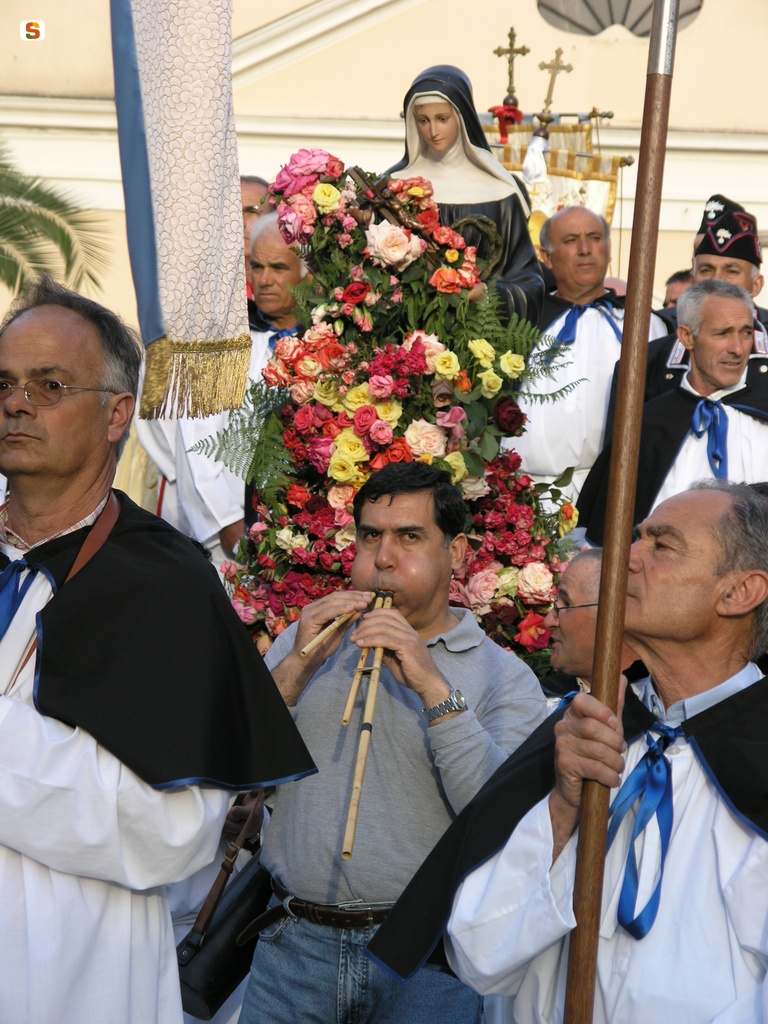 San Nicolò D'Arcidano, festa di Santa Rita: processione