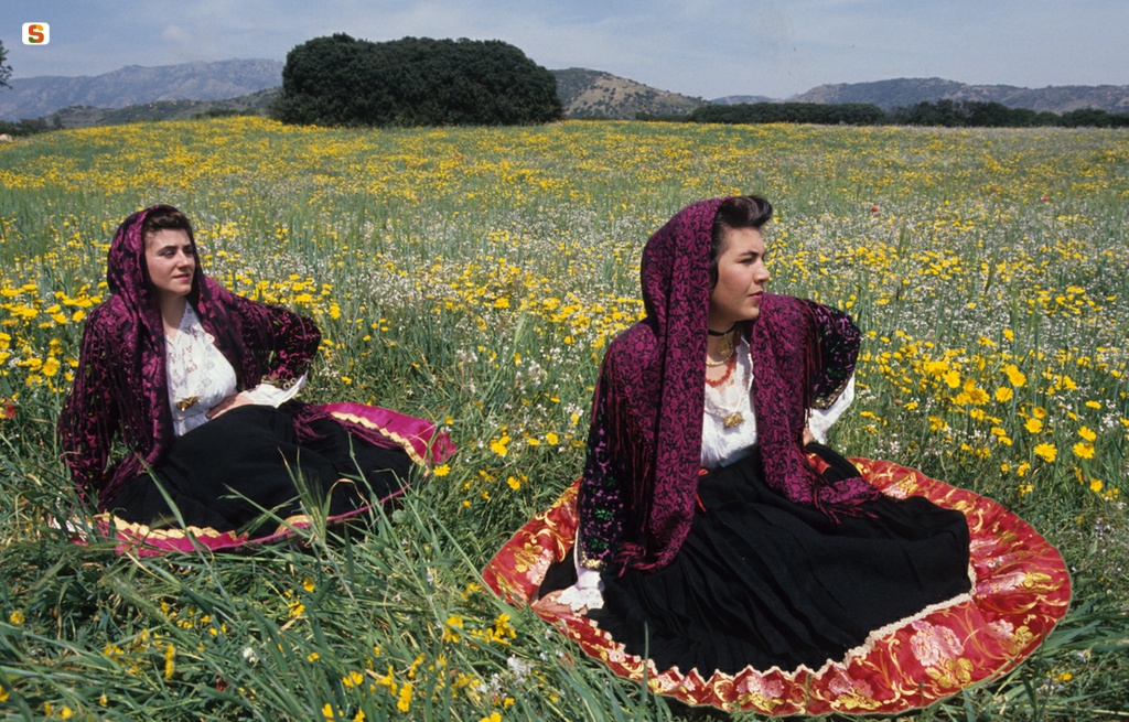 Irgoli, costume tradizionale femminile