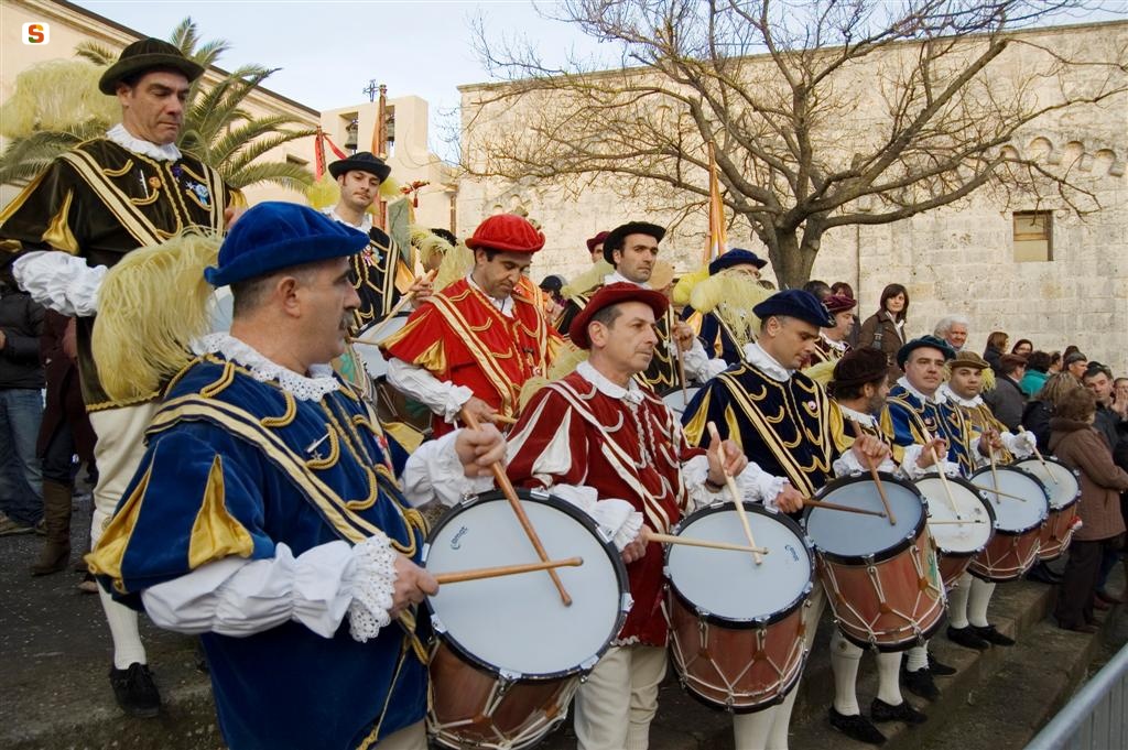 Monteleone Rocca Doria, tamburini del gruppo "Tamburi e trombe" di Oristano
