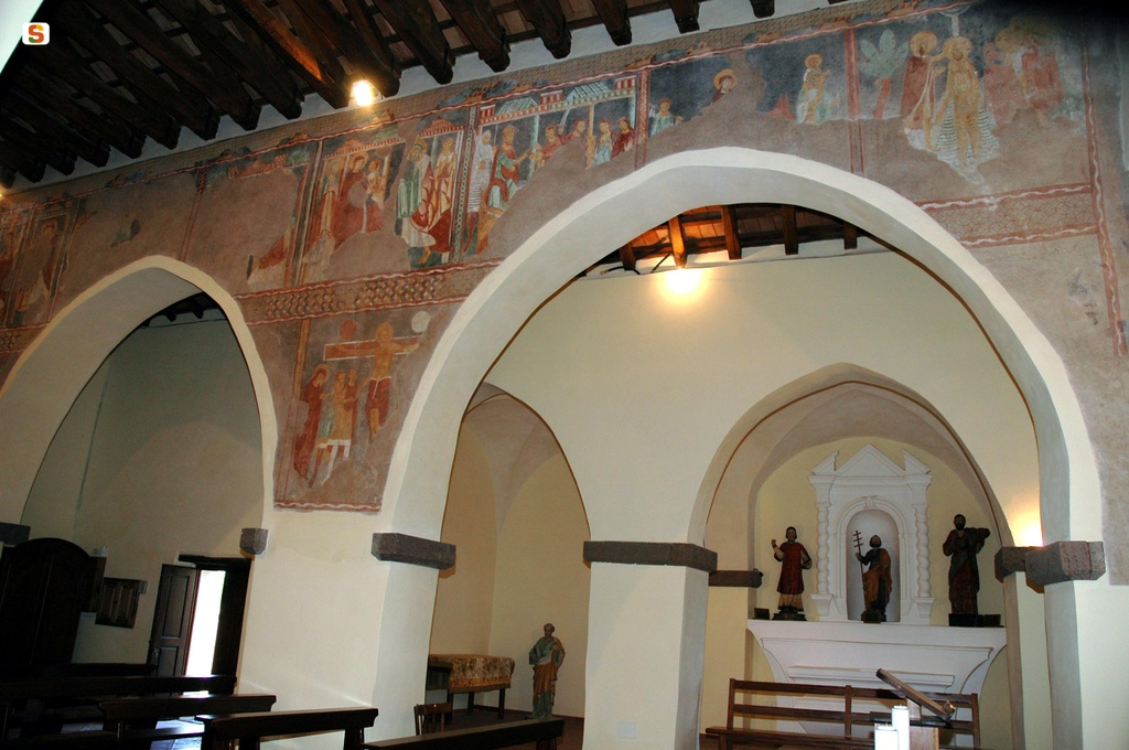 Galtellì, chiesa di San Pietro: particolare degli affreschi