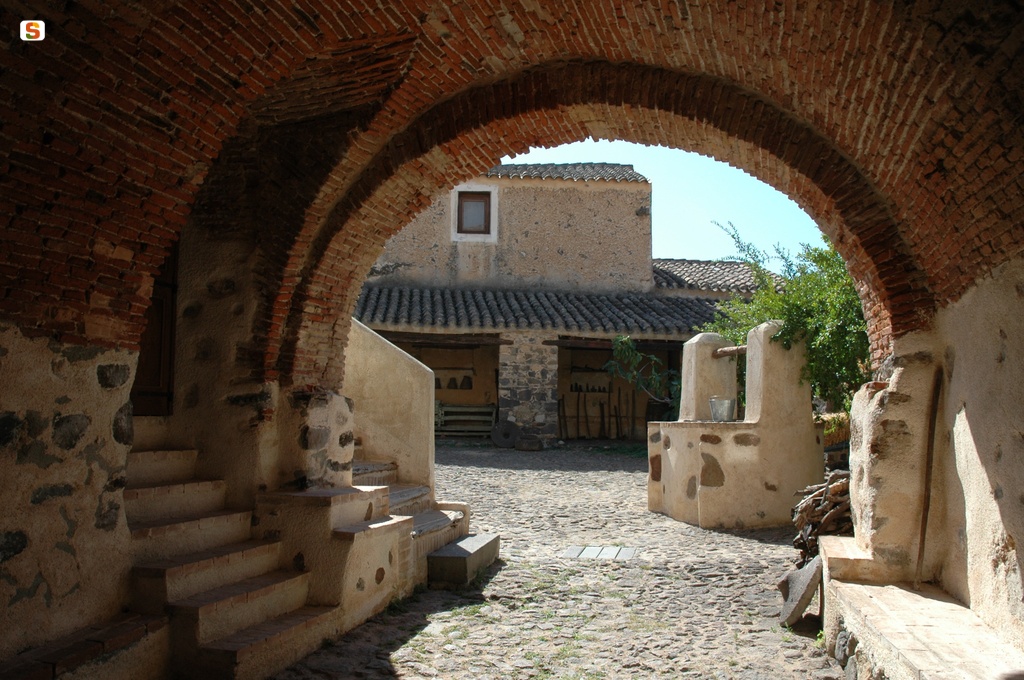 Galtellì, Museo Etnografico Sa domo de Marras: ingresso