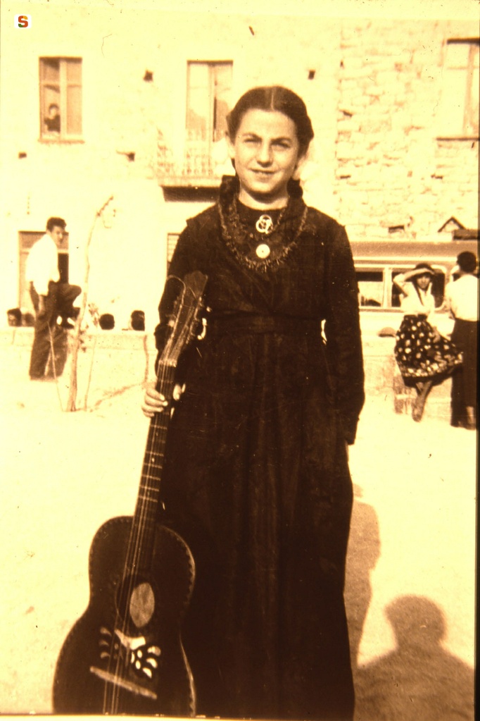 Ozieri, la cantautrice Maria Teresa Cau