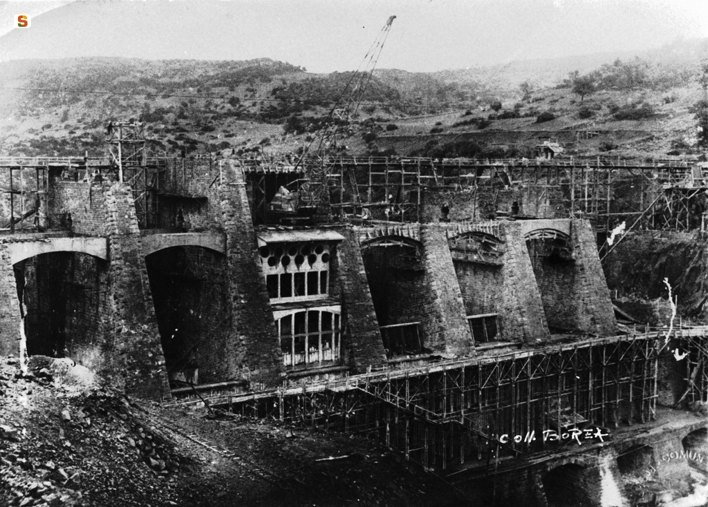 Ula Tirso, costruzione della diga del Tirso