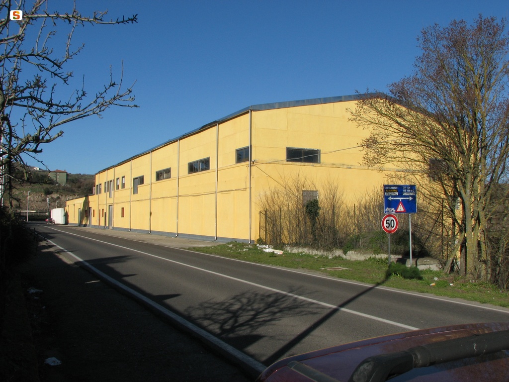 Macomer, caseificio nella zona industriale