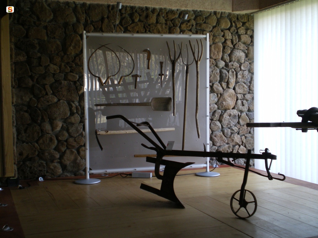 Borore, Museo del pane rituale: strumenti agricoli
