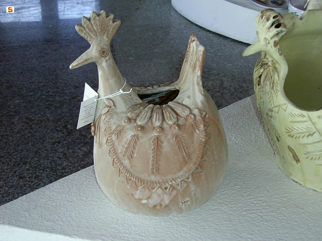 Ceramica artistica asseminese. Gallinella di Antonio Farci