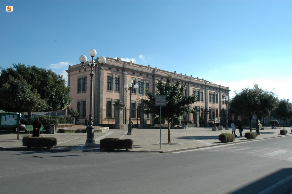 Dolianova, municipio