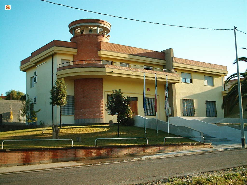 Gonnoscodina, Municipio
