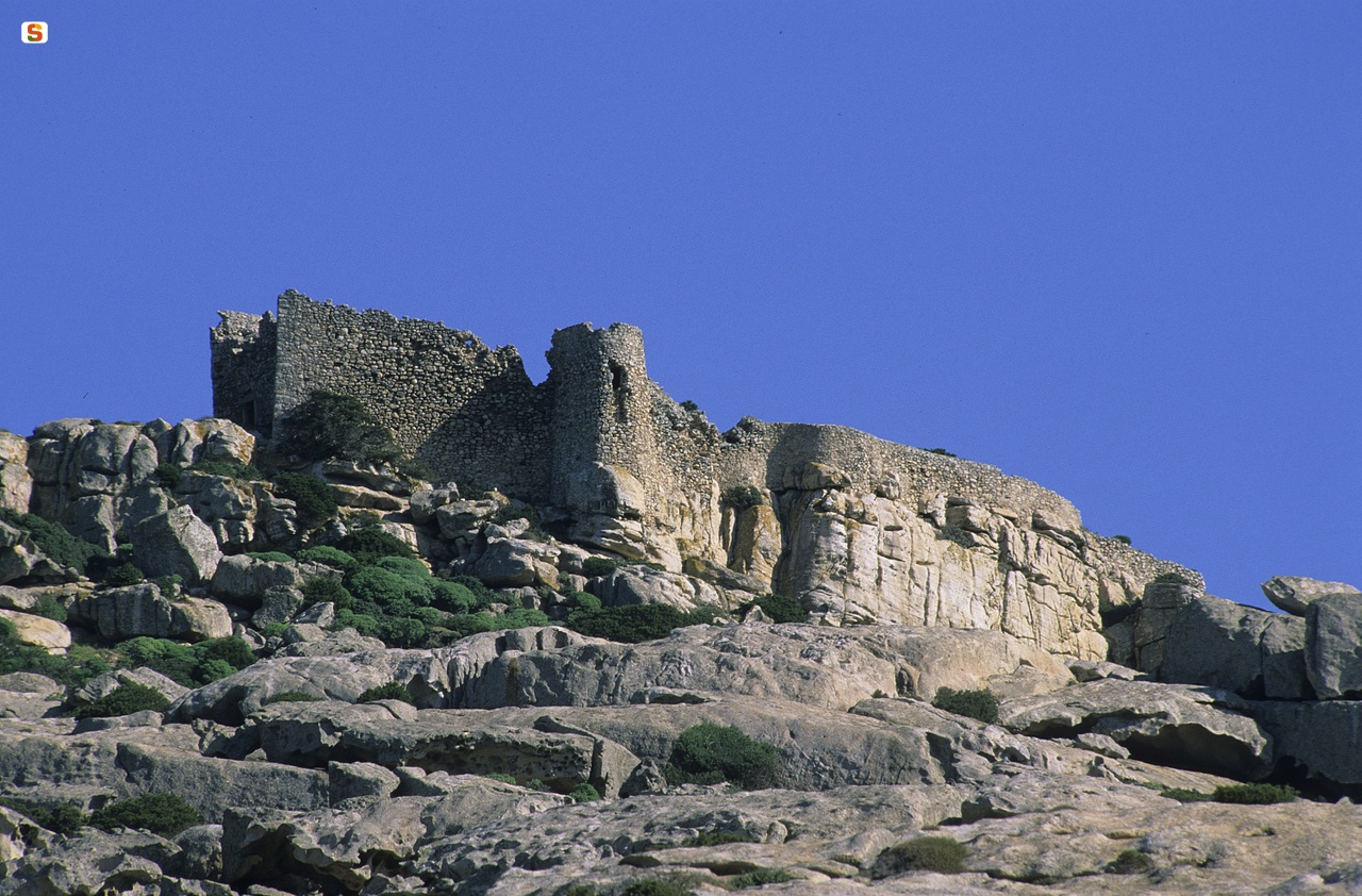 Porto Torres, rudere del Castellaccio dell'isola dell'Asinara