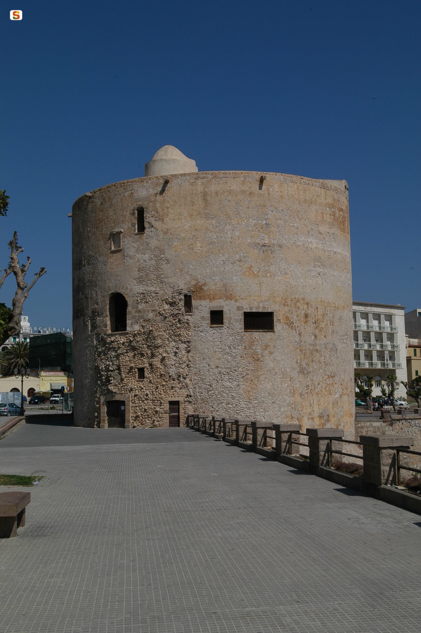                                                     Alghero, torre Sulis
                                                                                                
