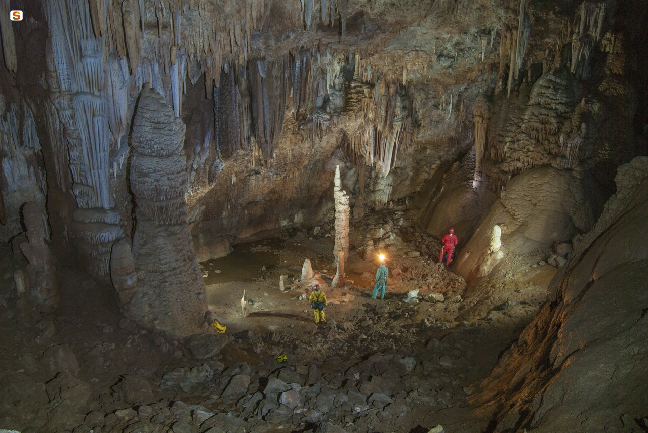 Iglesias, Grotta dei Femori