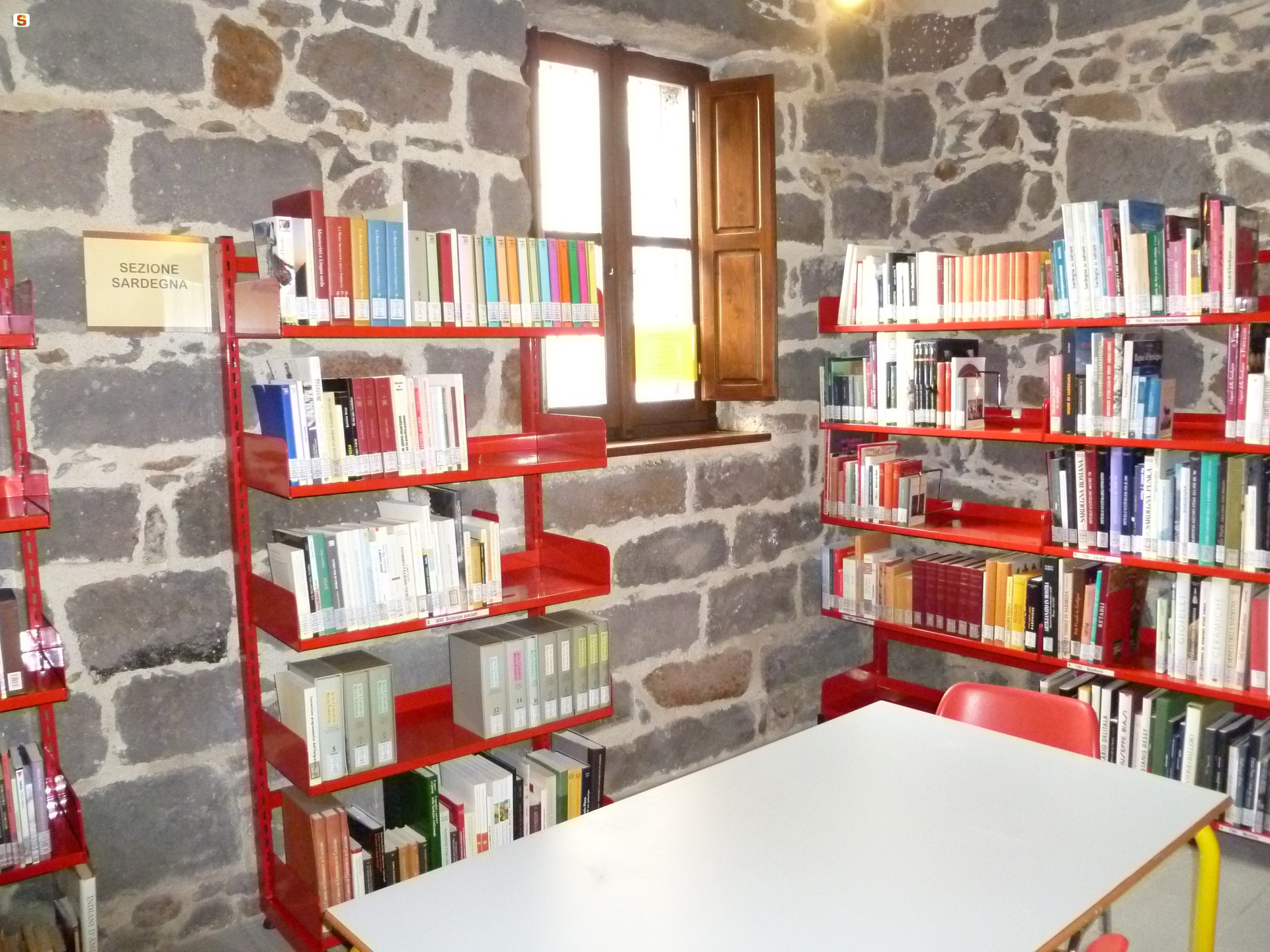 Dualchi, Biblioteca comunale "Celestino Caddeo": sezione locale
